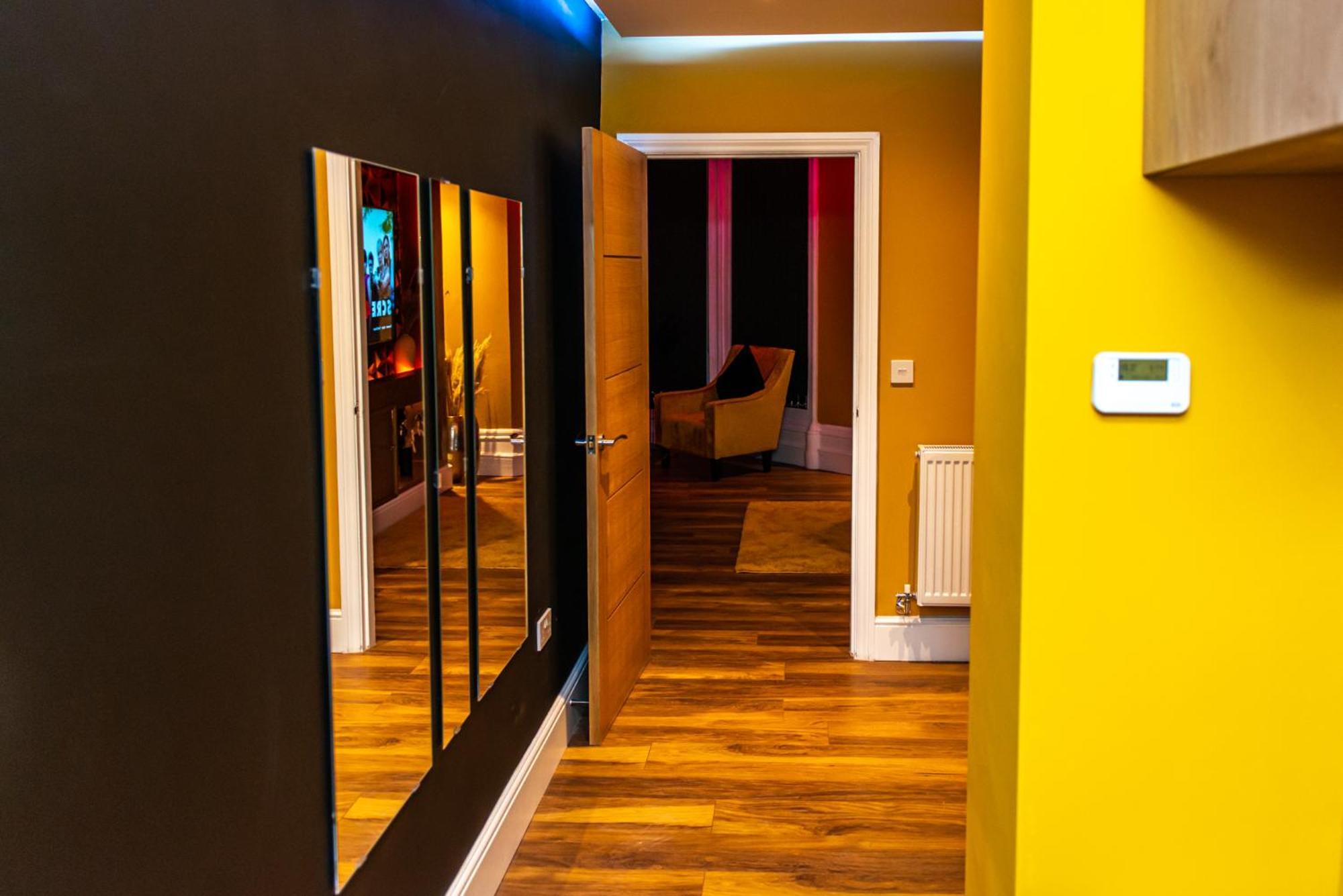 Optimal Apartments برادفورد الغرفة الصورة